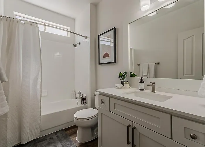 Kota 2027 Cozy 2br L 2ba - Pool - Gym - Free Parking * Scottsdale